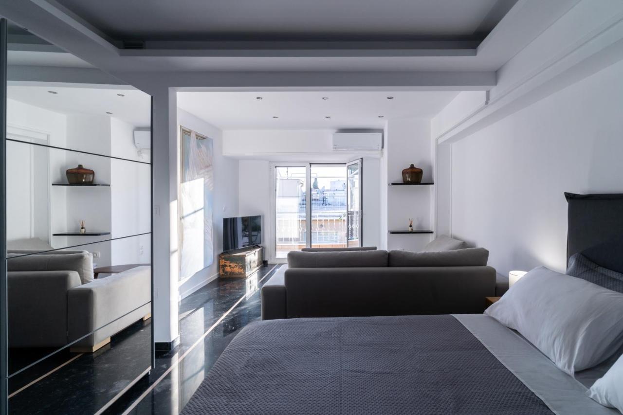 Luxury Penthouse , Breathtaking Acropolis View Lägenhet Aten Exteriör bild